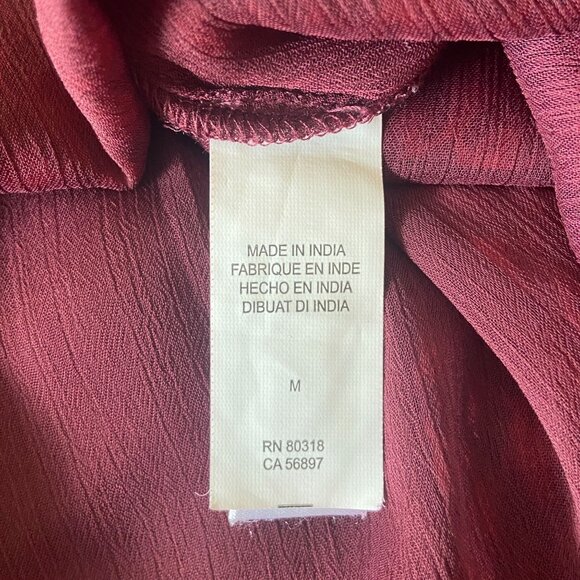 Lucky Brand Red & Black Animal Print Split Neck Blouse Sz Medium Long Sleeves - Picture 9 of 11